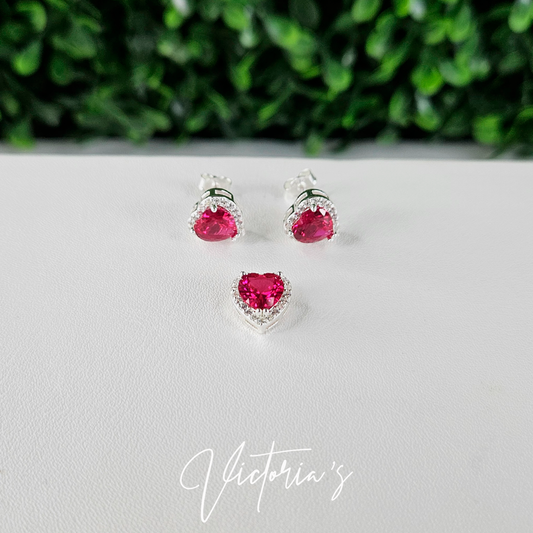 CONJUNTO CORAZON FUCSIA UNA HILERA
